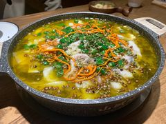 -山城外·非遗酸菜鱼(财富中心店)