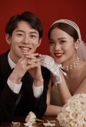 -易摄影婚纱摄影工作室