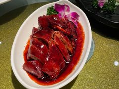 本帮酱鸭腿-三玛璐酒楼(汉口路店)