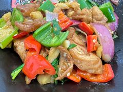 辣椒炒猪肠头-山坑河鲜(昆仲楼店)