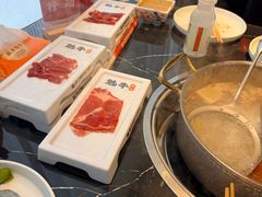 -魁牛·潮汕牛肉自助火锅(沈辽路万达店)