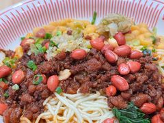 -遇见小面(站西路店)