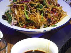 -山河屯铁锅炖(哈西站店)