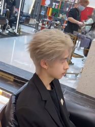 -ON STAR SALON