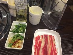 -海吃海喝海鲜烤肉餐厅