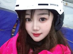 -乔波室内滑雪场