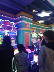 -LuckyStar幸运星家庭娱乐中心(东莞国贸店)