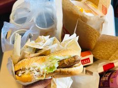 -麦当劳(展览路店)