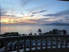 -芽庄日出海滩水疗酒店