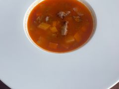 和牛牛肉蔬菜汤-MONICH牛排融合餐厅(和义大道购物中心店)