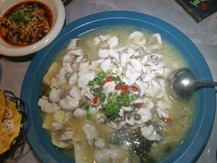 -百岁我家酸菜鱼(龙湾万达店)