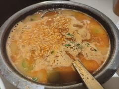 -维园悦谱·海派家常菜(乌鲁木齐南路店)