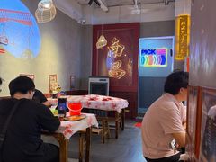 -老闵田螺馆·南昌市井菜·特色小吃(总店)