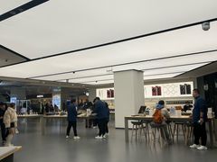 -华为授权体验店(中山公园来福士)