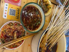 -拈签一笑黄牛肉辣卤串串