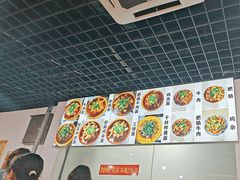 -胥佳烧鸡公牛肉面馆