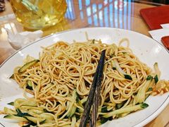 -严记小天府酸菜鱼(西四路店)