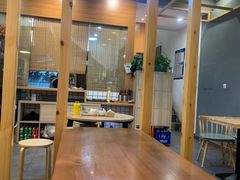 -红小满休闲餐厅(十全街店)