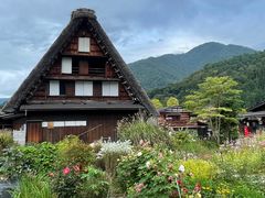 -白川乡与五箇山的合掌构造村落