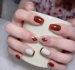 -悦指间美甲美睫