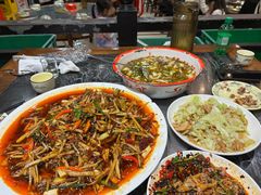 -江湖黑大兔(杨家坪店)