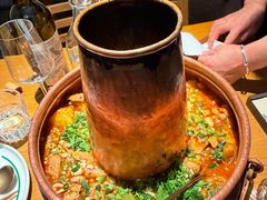 铜锅饵块油焖鸡-一坐一忘云南菜(北京skp店)