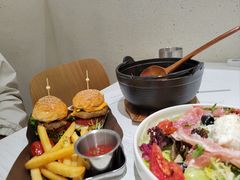 -Nana And Her Friends Restaurant 娜娜家(小寨原力场店)