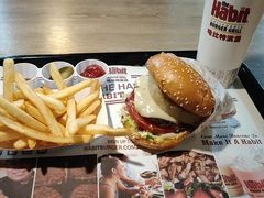 -The Habit Burger Grill 哈比特汉堡(复兴soho店)