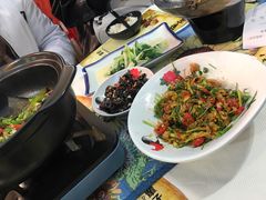 -刘姐啤酒鱼民族演艺餐厅(西街总店)