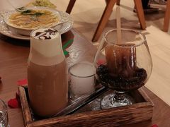 -Mark&Mars Restaurant