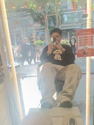 -蓝调造型·烫发·染发