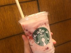 草莓酸奶星冰乐-星巴克(深圳罗湖书城店)