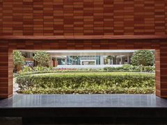 -香港大学