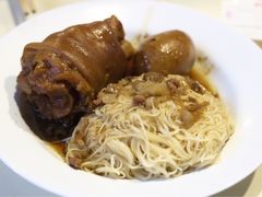 豬腳中段-阿水狮猪脚大王(台中公园店)