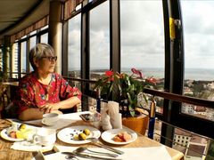 -汇泉王朝大饭店-旋转餐厅(南海路店)