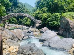 -石台牯牛降景区