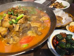 -富正毅三下锅·湘西韵味(天门山索道店)