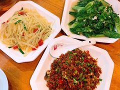 清炒土豆丝-临江餐馆二楼美食部落