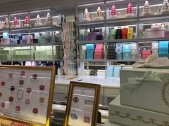 -ladurée(戴高乐机场T 2F店)