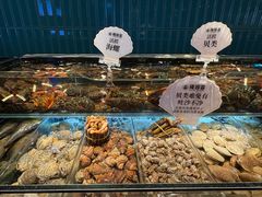 -雍容荟帝王蟹活龙虾展台自助(IFS黑金店)