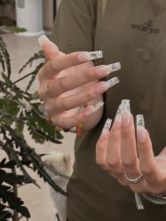 -Touch Nail·品质·美甲美睫