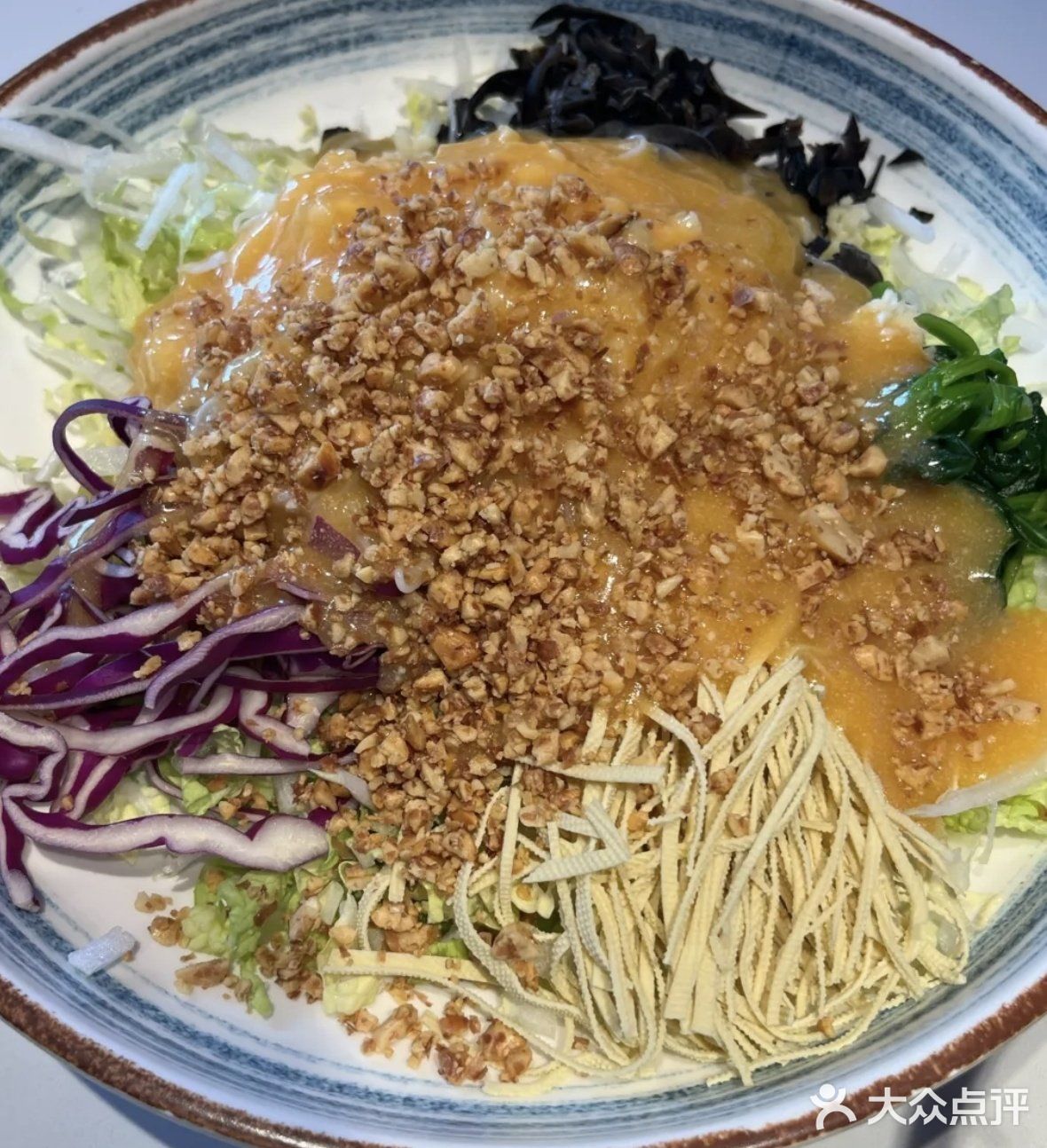 探店大揭秘！蛙宗师麻辣蛙锅，味蕾的绝妙盛宴