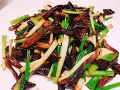 葱爆鸡枞菌-民国红公馆·秦淮八艳(夫子庙店)