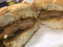 猪扒包-胜利茶餐室