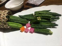 -宝燕海货工场(长江国际店)