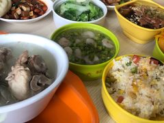 -六和餐饮(东城根店)