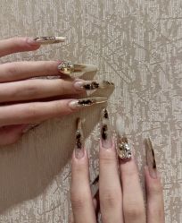 -魔丽卡·中国式美甲美睫