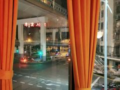 -沪小胖小龙虾(淮海中路旗舰店)