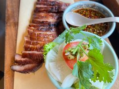 -大头虾越式风味餐厅(光明广场店)