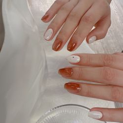 -HUII NAIL绘京美甲美睫会馆
